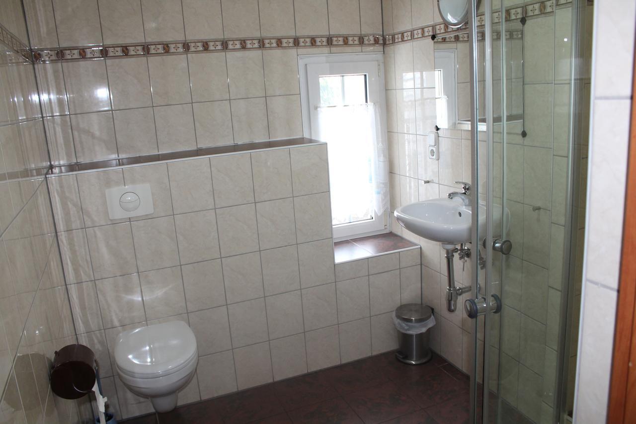 Zagroda Agroturystyczna Wiecha Mieroszow Exterior foto